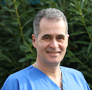 Daniel Koch (Dr. med. vet. ECVS) Daniel Koch (Dr. med. vet. ECVS)